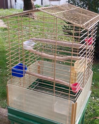 Gabbia pappagalli con carrello