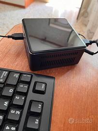 Intel NUC i5 8Gb RAM