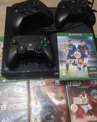 Xbox 3 joypad e 8 giochi 