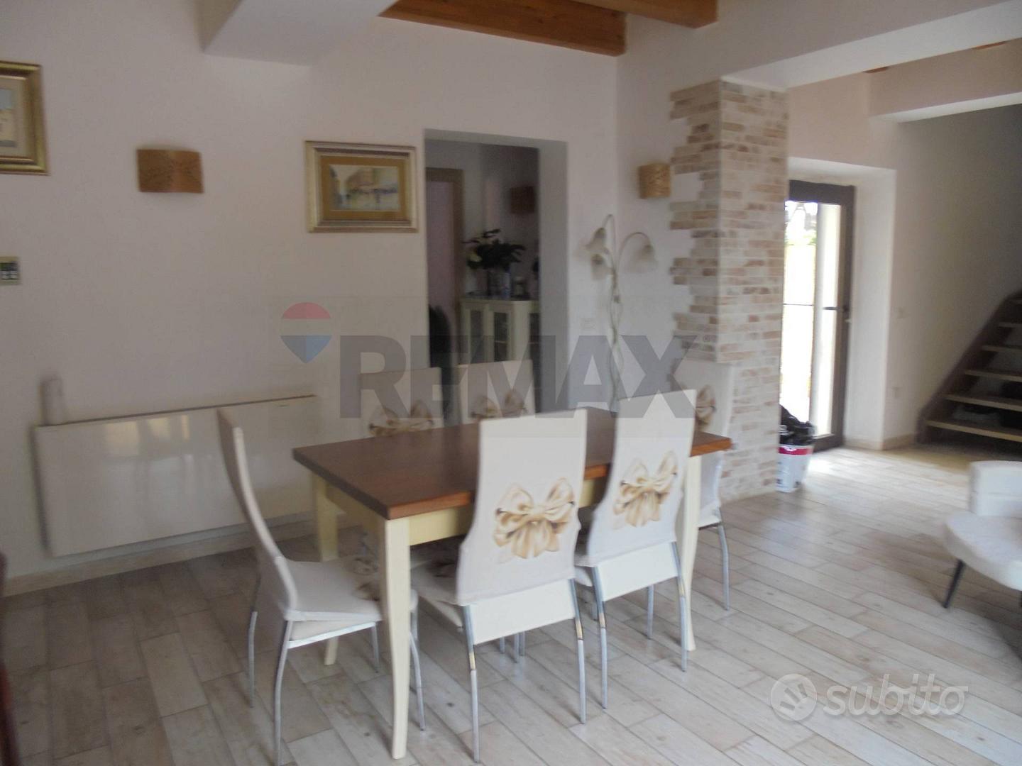 Villa o villino - La Maddalena - Vista 2