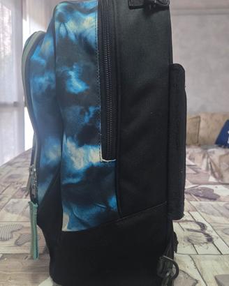 zaino da scuola  o tempo libero. 