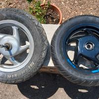 Cerchi per  Piaggio Zip con pneumatici