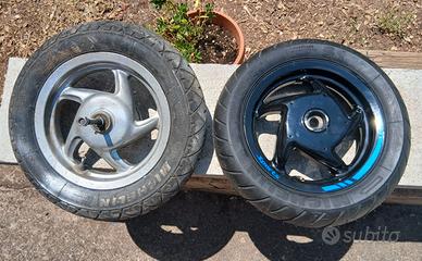 Cerchi per  Piaggio Zip con pneumatici