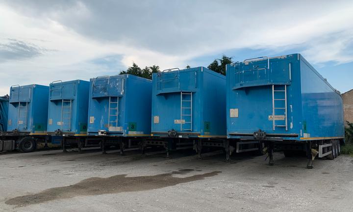 Semirimorchio a piano mobile walking floor