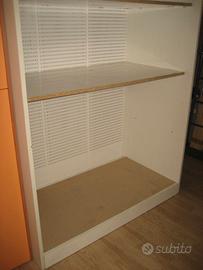 Mobile espositore con griglia