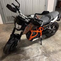 KTM Duke 690