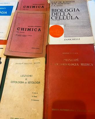 Testi universitari anni 70