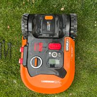 Robot rasserba Worx Landroid M Plus con Garage
