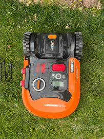 Robot rasserba Worx Landroid M Plus con Garage