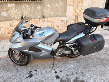 Honda VFR 800 vtec