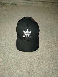 Cappello adidas