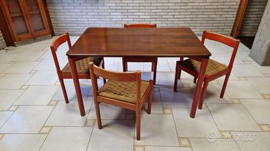 Tavolo + 4 sedie Vico Magistretti