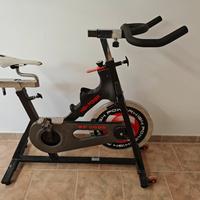 SPINNING BIKE MODELLO SP9000 IN BUONE CONDIZIONI