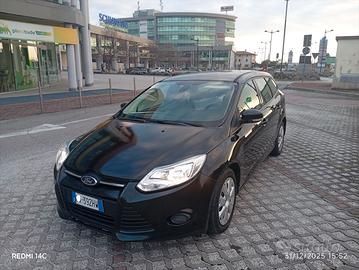 FORD FOCUS SW 1.6 TDCi 105 CV Cruise control