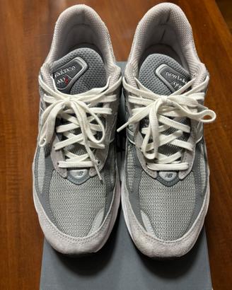 New Balance 990