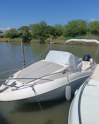 Barca Quicksilver Walkaround Commander 6,35 mt