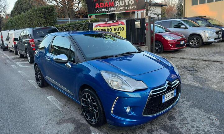 CITROEN DS3 1.2 VTi 82 Just Black