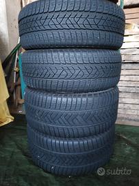 gomme Pirelli 