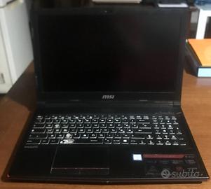 Laptop gaming MSI GP63 leopard 8RF usato