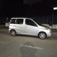 Toyota Yaris verso gpl