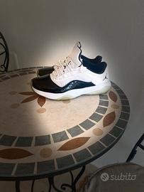 JORDAN 11 CMFT LOW🖤🤍