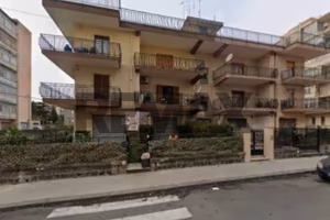 Locale Commerciale - Acireale