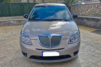 Lancia Ypsilon 1.2 69 CV Diva 2011 KM 78.000
