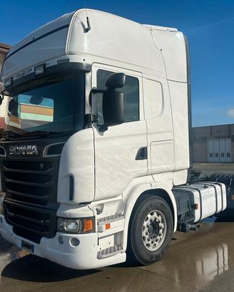 SCANIA R 560 TRATTORE CON IMPIANTO ANNO 2012