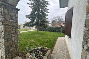 Villa di 130 m² con più di 5 locali a Stradella