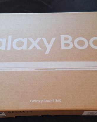 Samsung Galaxy Book5 360 15.6  750QHA-KA1