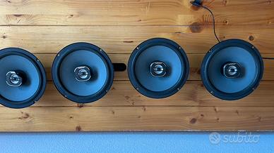 speaker Hertz per auto