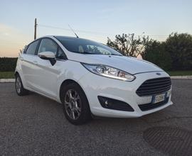 FORD Fiesta 1.4tdi OK NEOPATENTATI e distribuzione