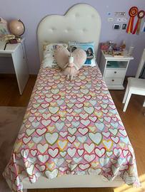 Letto contenitore singolo testata a cuore