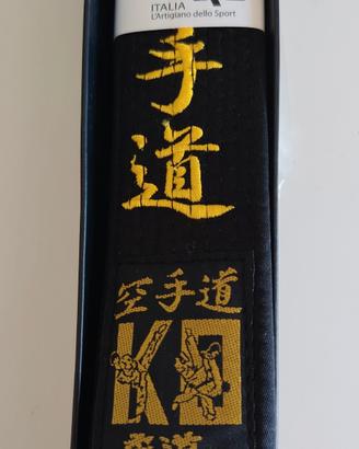 CINTURA NERA KARATE 