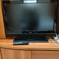TV LG 32" HD mai usata