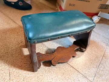 Sgabello inginocchiato