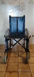 Sedia a rotelle pieghevole Kometa 41cm usata poco