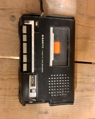 Sanyo Registratore Cassetta Vintage Pelle Anni 70s
