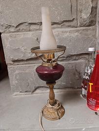 Lampada da tavolo vintage stile petrolio in vetro