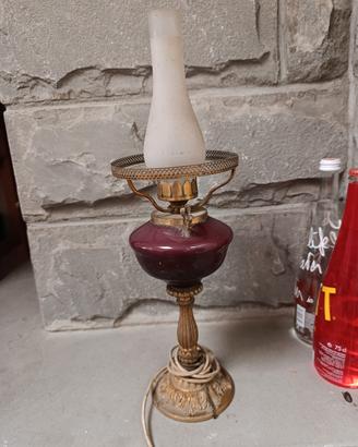 Lampada da tavolo vintage stile petrolio in vetro