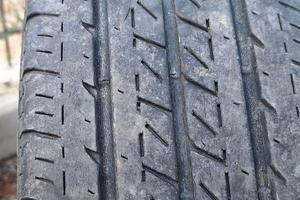 Gomme 205/75 R 16