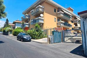 Box/Posto auto Tremestieri Etneo [PF-VEO26A-ECVRG]