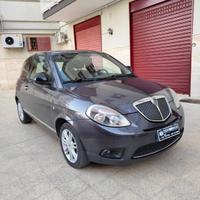 Lancia Ypsilon 1.3 MJT 75 CV Unyca