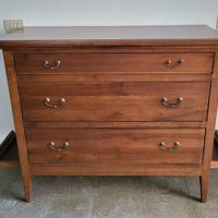 Comó e comodini in legno massello noce