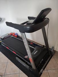 TAPIS ROULANT USATO UN PAIO DI VOLTE  DEL 2022