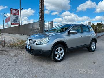 Auto Nissan qashqai