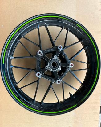 Cerchio Kawasaki codice : F - 0666