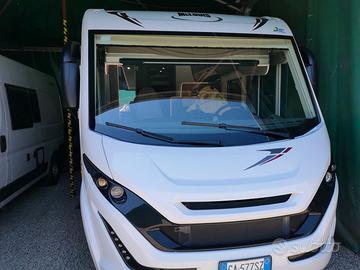 mclouis nevis 873g come nuovo