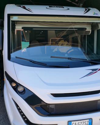 mclouis nevis 873g come nuovo