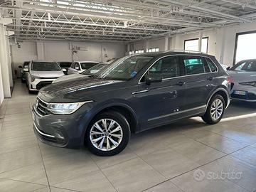 Volkswagen Tiguan Tiguan 2021 2.0 tdi Life 150cv